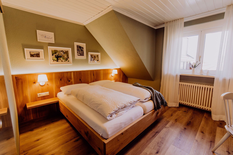 Bedroom 3, Schiebenrothenhof, Emmendingen