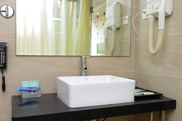 Bathroom 3, Tianhe Guanguang Hotel, Jiujiang