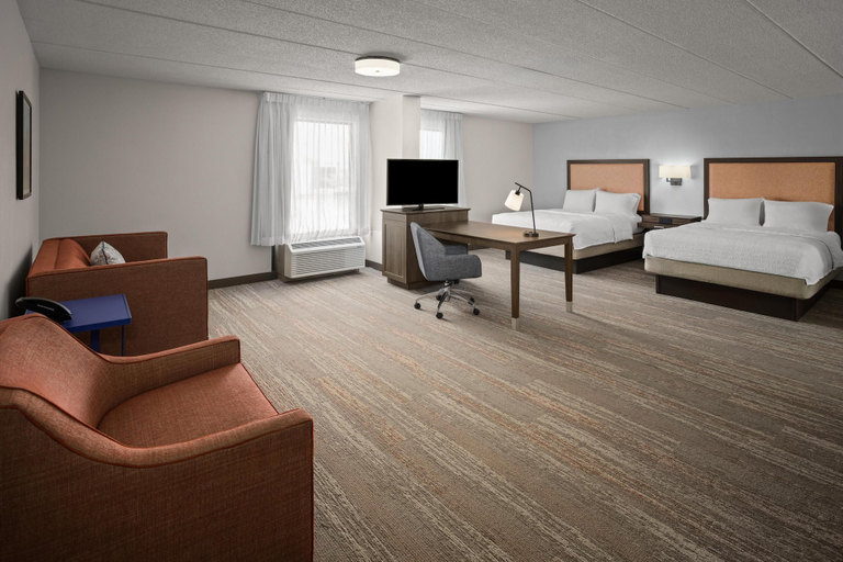 Bedroom 3, Hampton Inn Dover, Kent