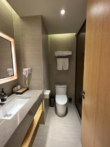 Bathroom 4, JI Hotel Beijing Daxing Lvdibinfen City, Beijing