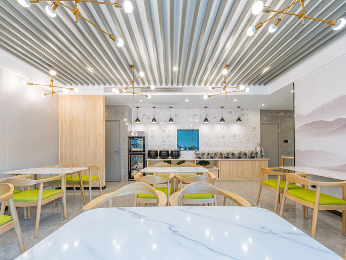 Food & Drinks 4, Qingmu Select Hotel (Shanghai Weining Road subway station store), Shanghai