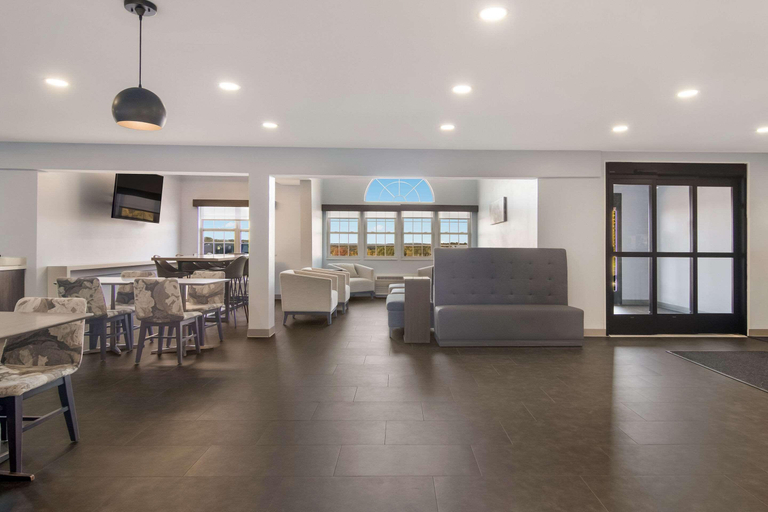 Lobby 2, MainStay Suites Clarion, Clarion
