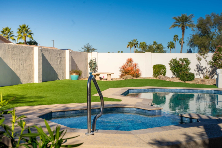 Room 4, Pool Spa Outdoor Fireplace BBQ Pool Table, Maricopa