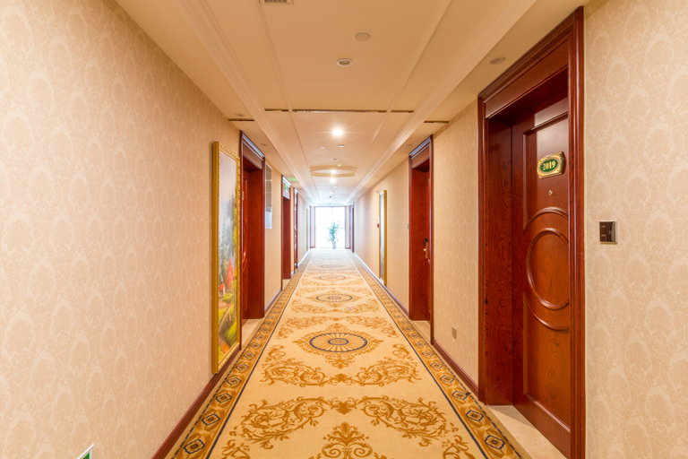 Others 3, Hotel Vienna International (Estação Yingtan Guixi – Loja do Governo Municipal), Yingtan