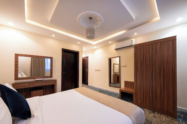 Bedroom 3, Al Qasr Hotel Suites - Al Minsk District