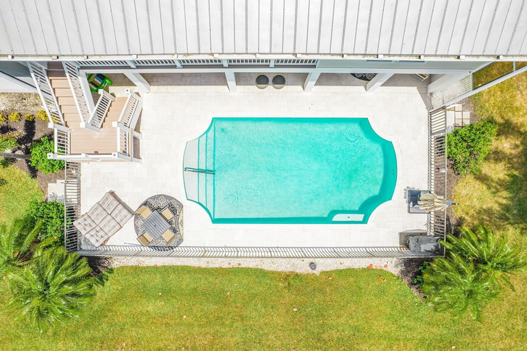 Pool 2, 21188 Noddy Tern: 4br Home W/ Pool 4 Bedroom Home, Lee