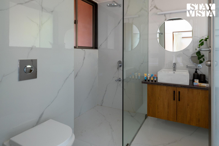 Bathroom 3, StayVista at Sienna Breeze, Pune