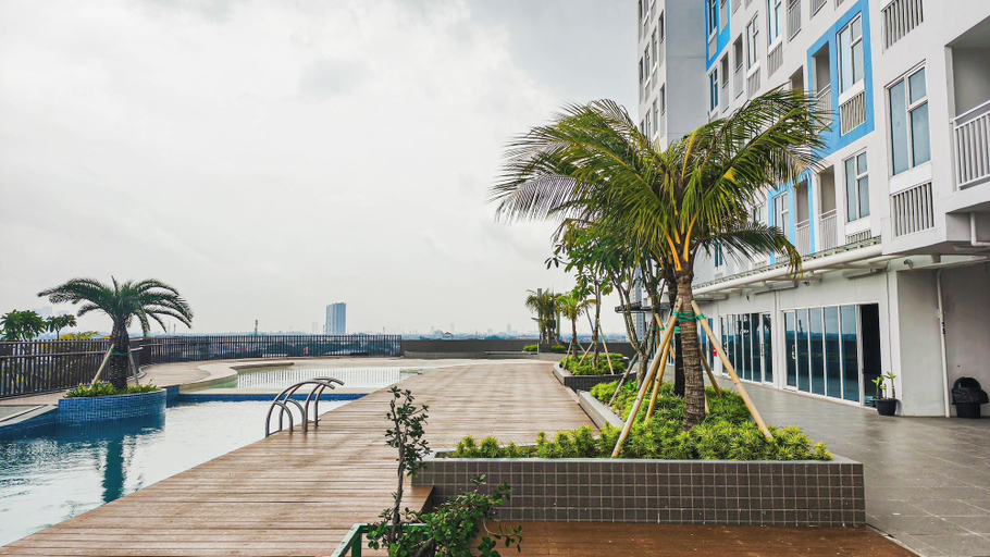 Exterior 2, Bright And Cozy Studio At Apartment Westown View Surabaya, Surabaya