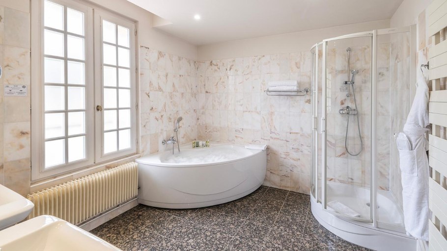 Bathroom 5, Chateau D'artigny, Indre-et-Loire