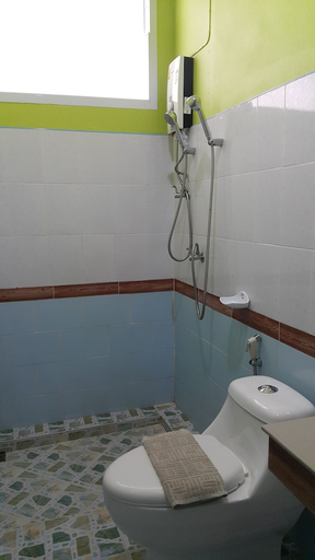 Bathroom 3, Garden House Resort, Muang Surat Thani
