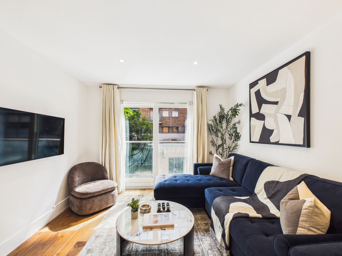 Living area 5, Westminster Residences by apt., London
