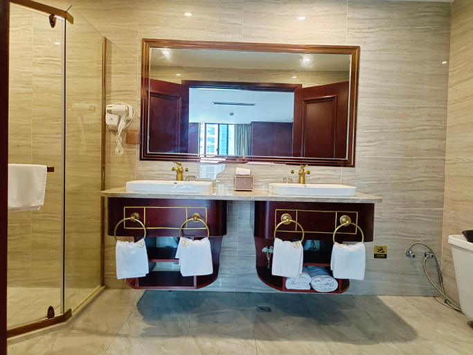 Bathroom 3, Huating·Aofeng Hotel (Pingyang Railway Station Yintai City Branch), Wenzhou