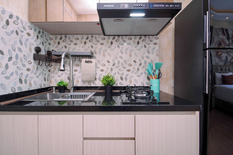 Interior 2, Sophisticated Studio At Apartment Springlake Summarecon Bekasi, Bekasi
