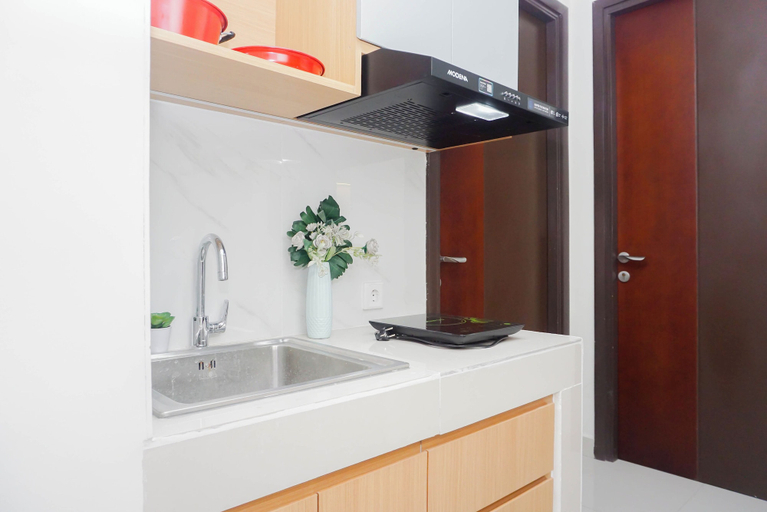 Private kitchen 2, 3 Pax Airy 2Br At Pollux Chadstone Apartment, Cikarang