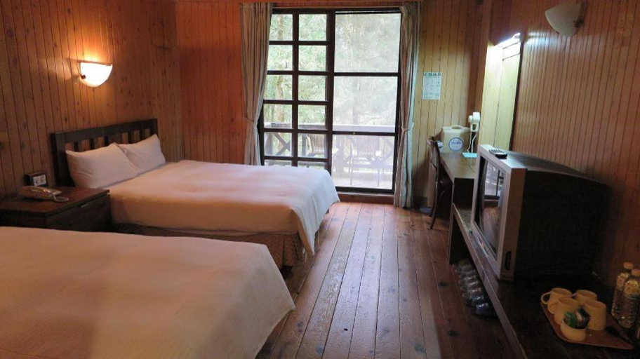 Bedroom 2, Ming Chi Shan Zhuang, Yilan