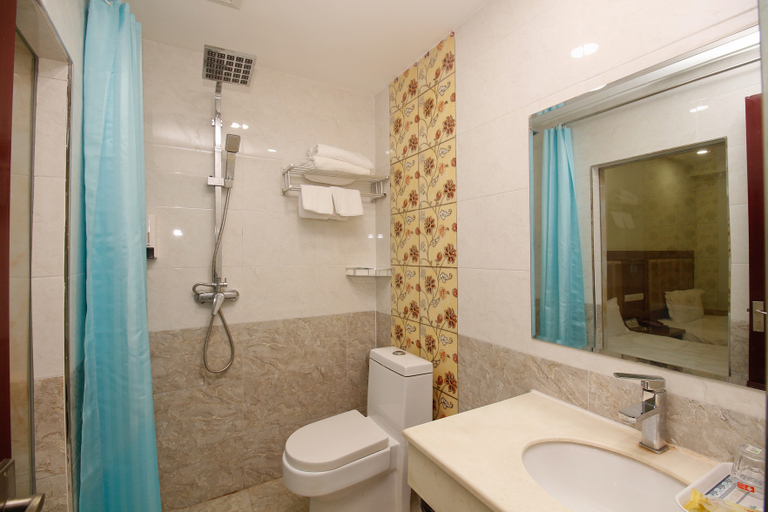 Bathroom 2, Shenye Hotel, Xi'an