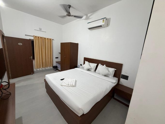 Room 2, sun and sea crest resort & spa, Puri