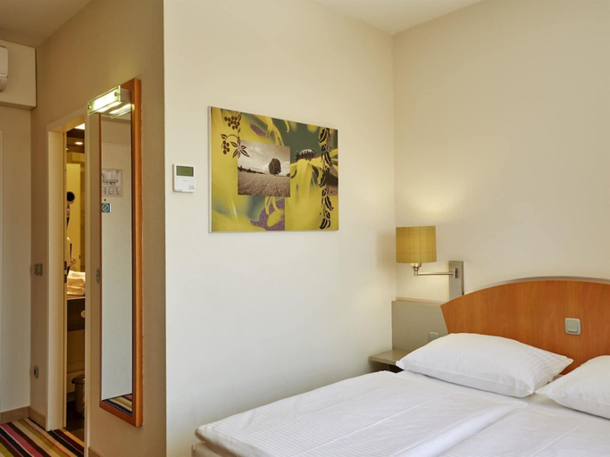 Bedroom 3, Sunday Hotel Köln Hürth, Rhein-Erft-Kreis
