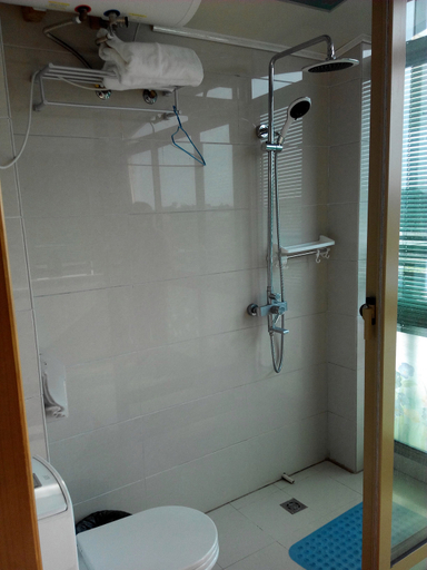 Bathroom, Jinze Farm House, Shanghai