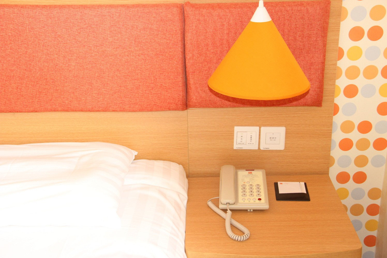 Bedroom, 超丽酒店(汉口金融中心取水楼地铁站店), Wuhan