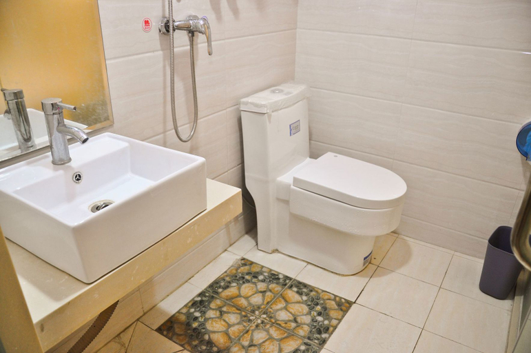 Bathroom 2, Wansheng Hotel, Guangzhou