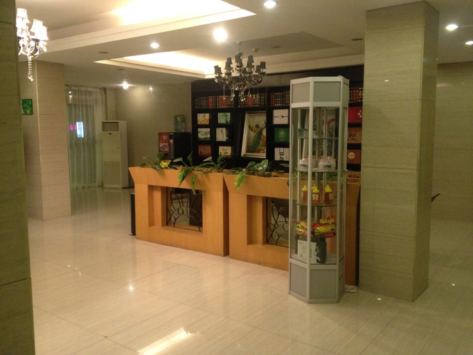 Others 4, Light Living City Preferred Hotel (RT-Mart), Jiyuan shi
