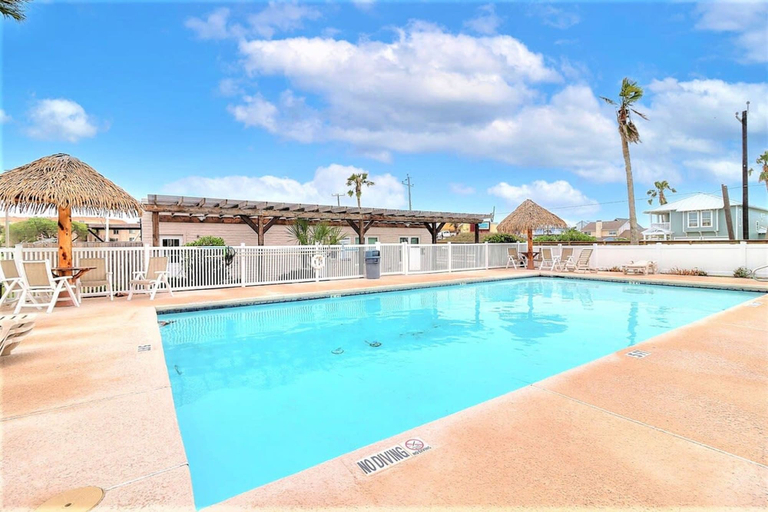 Room 2, Sea Escape-boardwalk Access Large Community Pool, Nueces