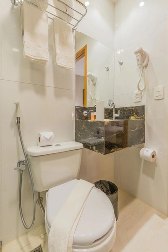 Bathroom 4, Bristol Guararapes Hotel, Fortaleza
