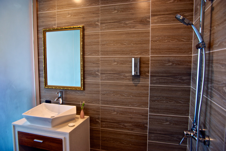 Bathroom, Suolaite Art Hotel, Chengdu