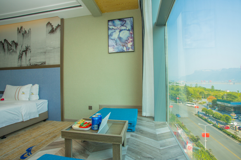 Bedroom 2, Mingxiang Hotel, Yichang