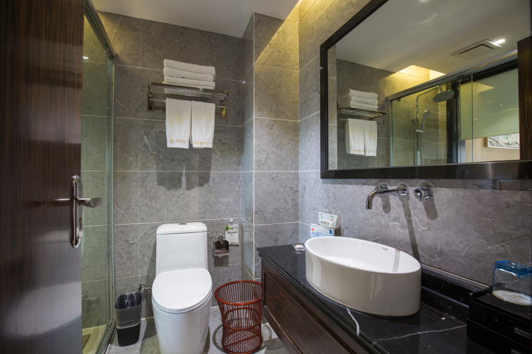 Bathroom 3, ホテル(), Chongqing