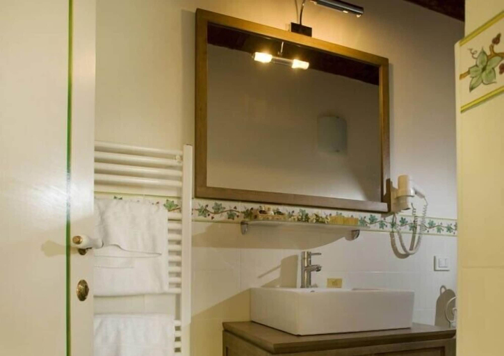 Bathroom, Il Baio Relais Natural Spa, Perugia