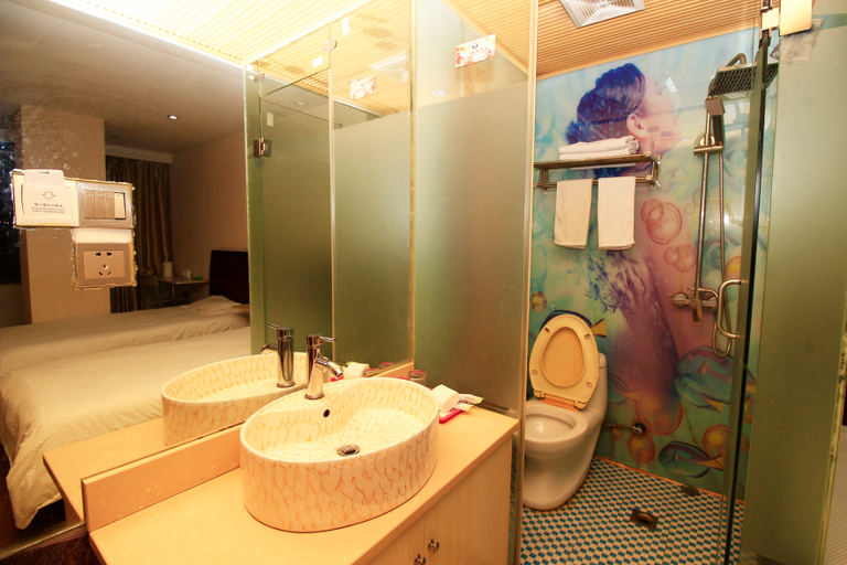Bathroom 3, Xinwei Hotel, Ningbo