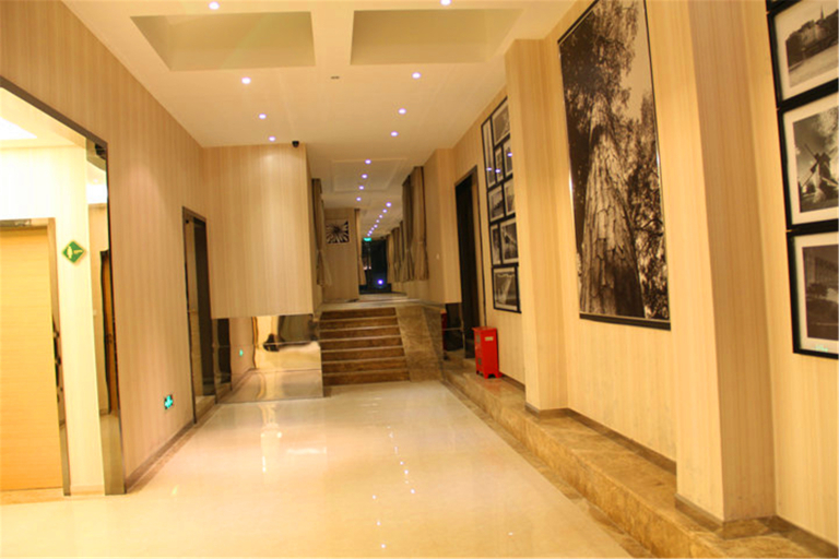 Others 5, Beverly Hills Village, Nanjing