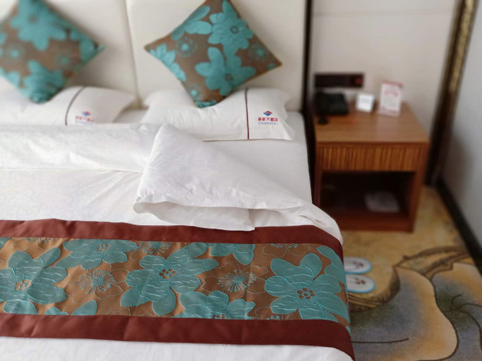 Bedroom 2, 塩池昌泰ホテル(盐池昌泰大酒店), Wuzhong