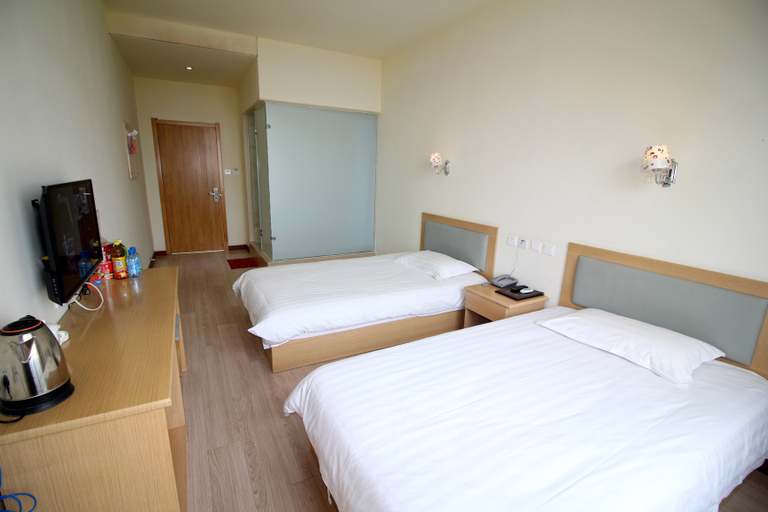 Bedroom, Yantai Jiyue Business Hotel, Yantai