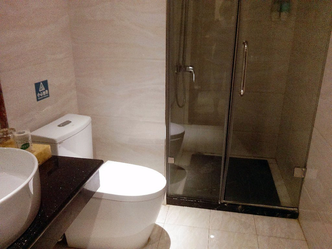 Bathroom 2, Ya yue Hotel, Liuzhou