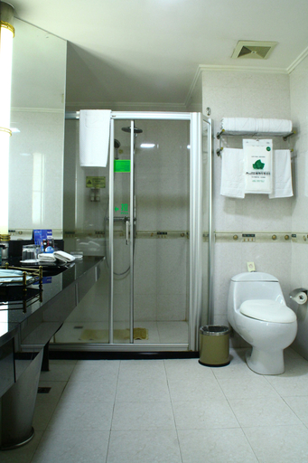 Bathroom 3, Hao Fu Hua Hotel, Quanzhou