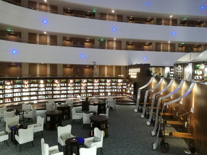 Food & Drinks 2, Delphi Sky Hotel, Nanning