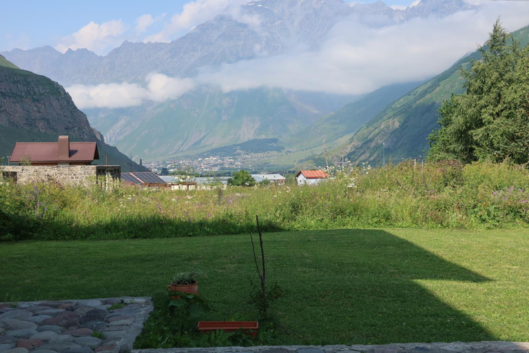 Others 2, Hotel Marli, Kazbegi
