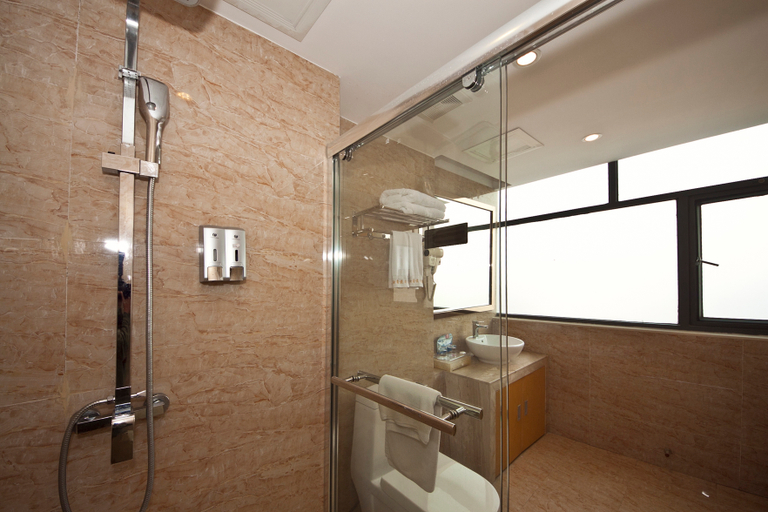 Bathroom 2, Rongxin Holiday Hotel, Fuzhou