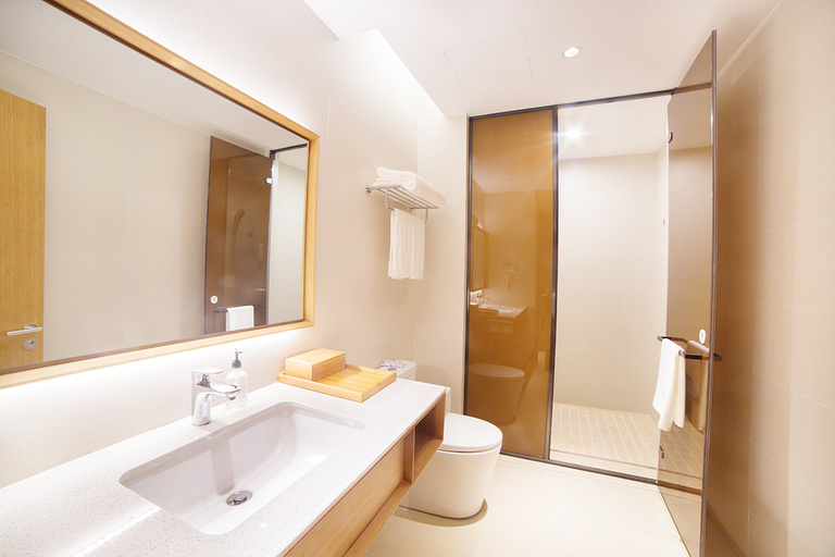 Bathroom, JI Hotel (Shanghai Zhangjiang Road Subway Station), Shanghai