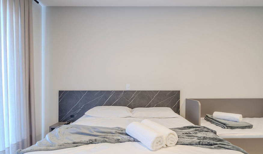 Room 2, Studio w/ Pool & BBQ 300m From Sea Vfr505, Bombinhas
