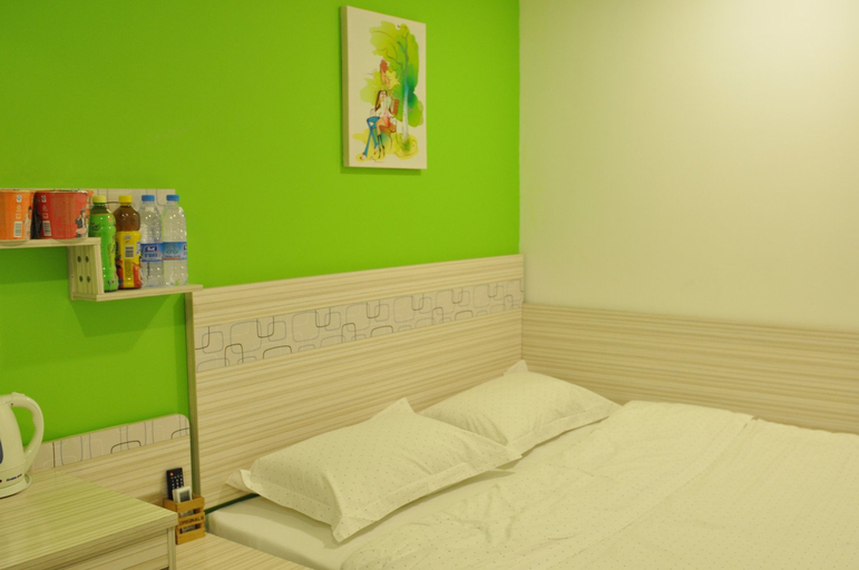 Bedroom 2, weijia hotel(zhengzhou jincheng era square store), Zhengzhou