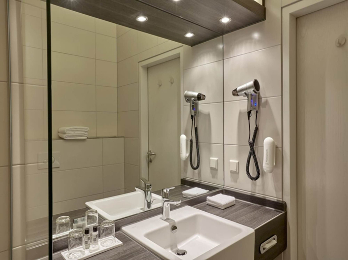 Bathroom 5, Sunday Hotel Köln Hürth, Rhein-Erft-Kreis
