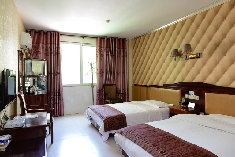 Bedroom 2, Jiuxin Hotel, Jiujiang