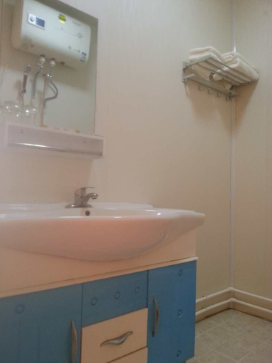 Bathroom, Erguna Duola Motel, Hulunbuir