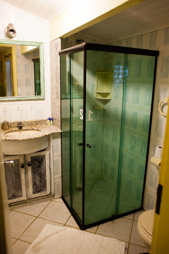 Bathroom 3, Solar Hostel Buzios, Armação dos Búzios