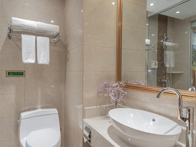 Bathroom 3, Vienna Hotel Anhui Xuancheng High-Speed Railway Station, Xuancheng