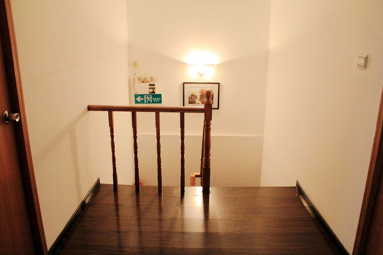 Others 2, Xiangshan Hostel, Nanjing
